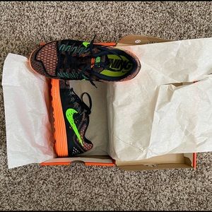 NEW Nike Lunartempo Size 9.5